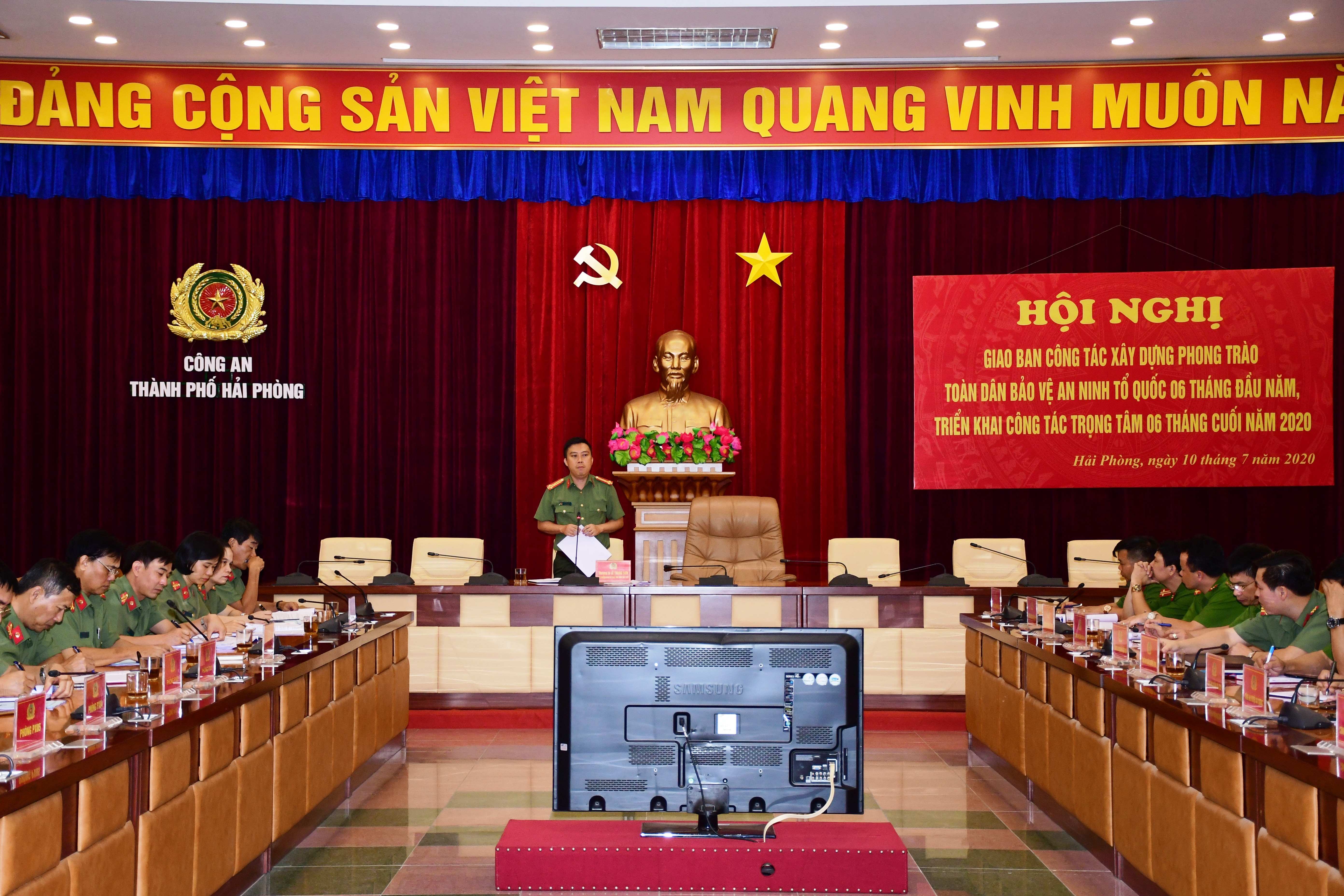 Giao ban công tác xây dựng phong trào toàn dân bảo vệ ANTQ 6 tháng đầu năm và triển khai nhiệm vụ công tác trọng tâm 6 tháng cuối năm 2020